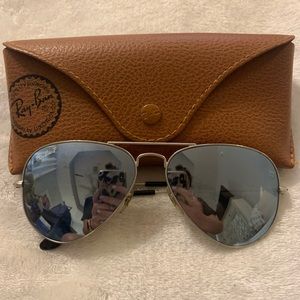 Mirror Rayban Aviators